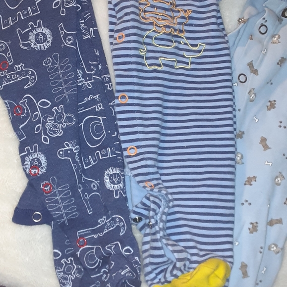 Nwot bundle of baby boy long sleeve onesees 3/15🖤 - Picture 4 of 6